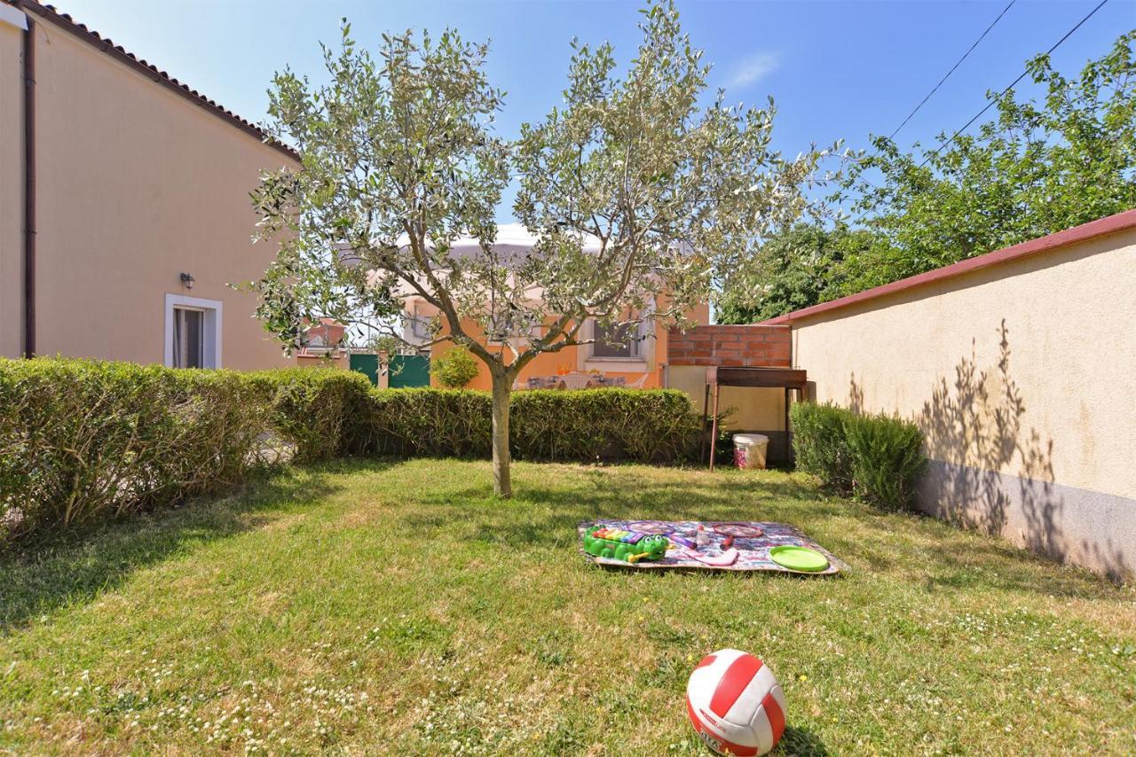 House Kristina 1203 Villa Пула Екстериор снимка