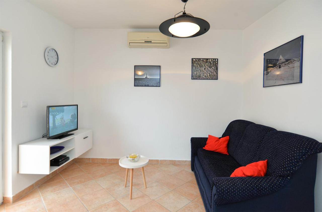 House Kristina 1203 Villa Пула Екстериор снимка